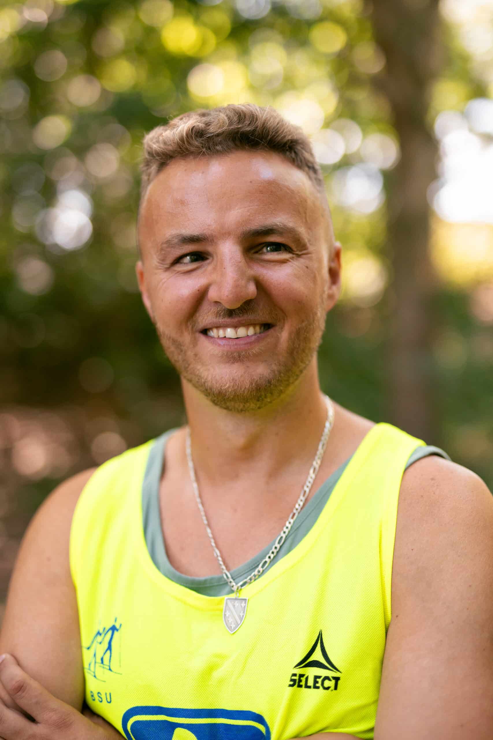 Portræt af smilende Edis